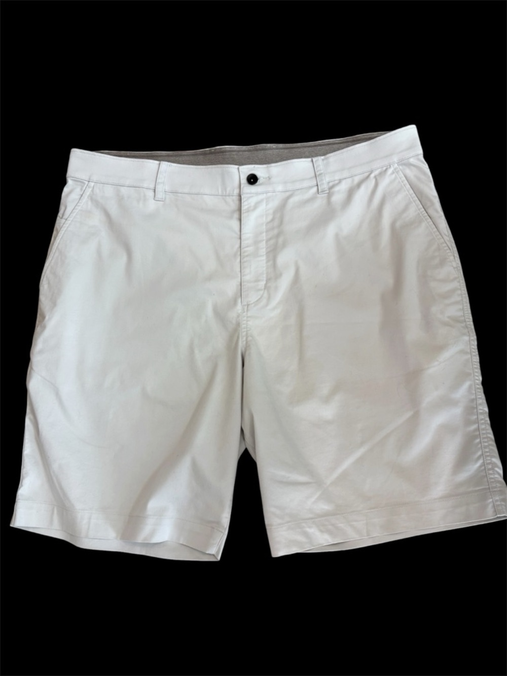 NIke Dri-Fit 9” Golf Chino Shorts Khaki 40